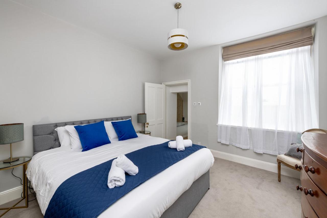Georgian 2 Bed Apartment With 3 Bathrooms And Parking Exterior foto